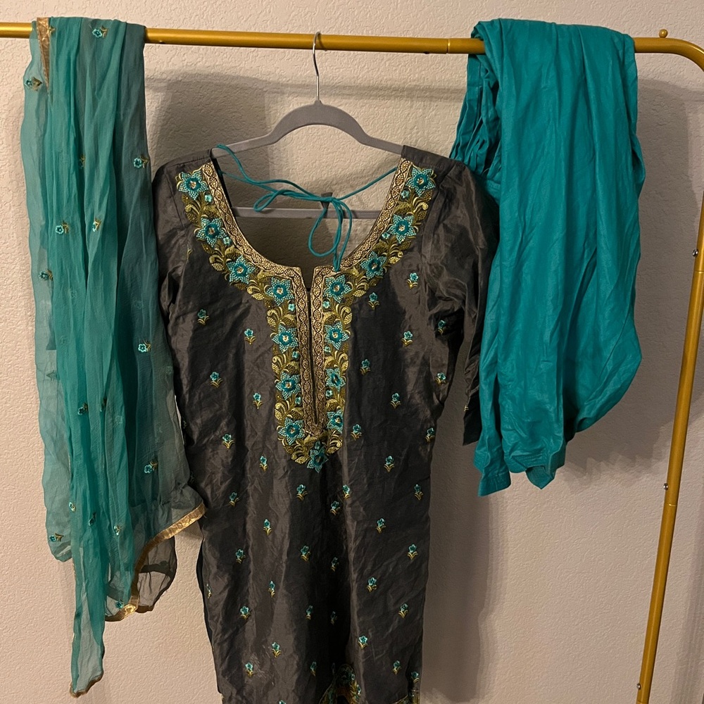 Indian suit
